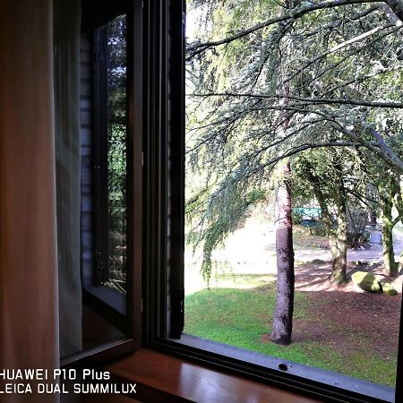 Villa Con Piscina Assise Extérieur photo